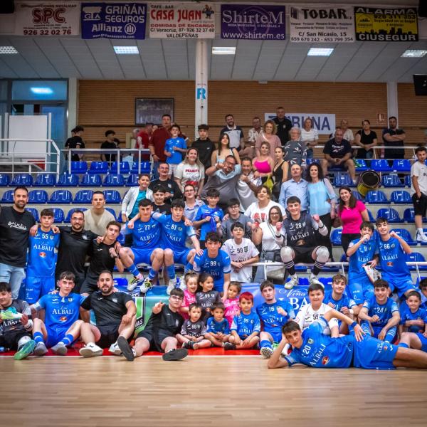 RESUMEN DE LA JORNADA EN LA BASE AZULONA 