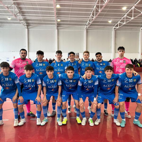 RESUMEN DE LA JORNADA EN LA BASE AZULONA: EL VALDEPEAS B ACABA DE LA MEJOR FORMA