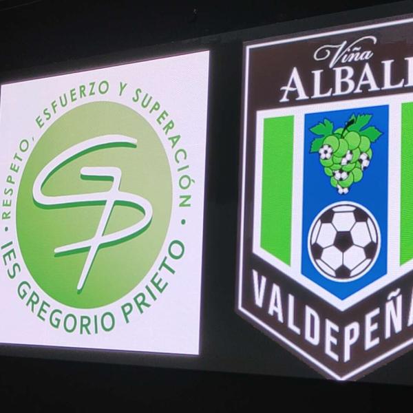 NOTICIA | EL VIA ALBALI VALDEPEAS VISIT EL IES GREGORIO PRIETO