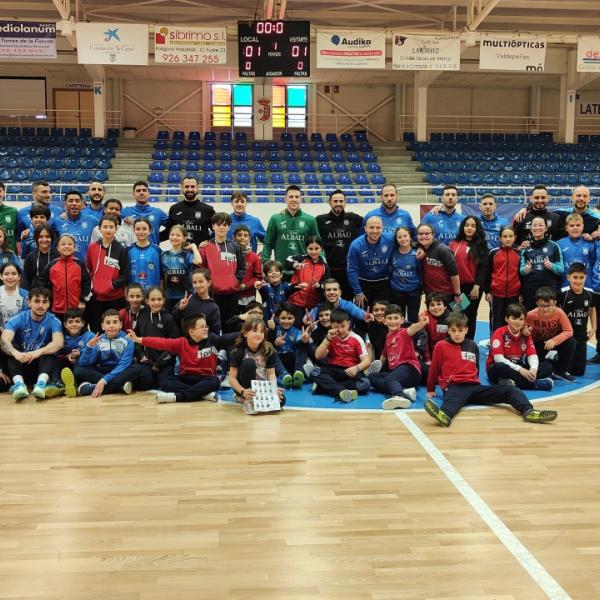 NOTICIA | MS DE 250 ESCOLARES DISFRUTARON CON EL VIA ALBALI VALDEPEAS 