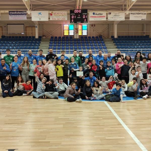 NOTICIA | MS DE 250 ESCOLARES DISFRUTARON CON EL VIA ALBALI VALDEPEAS 