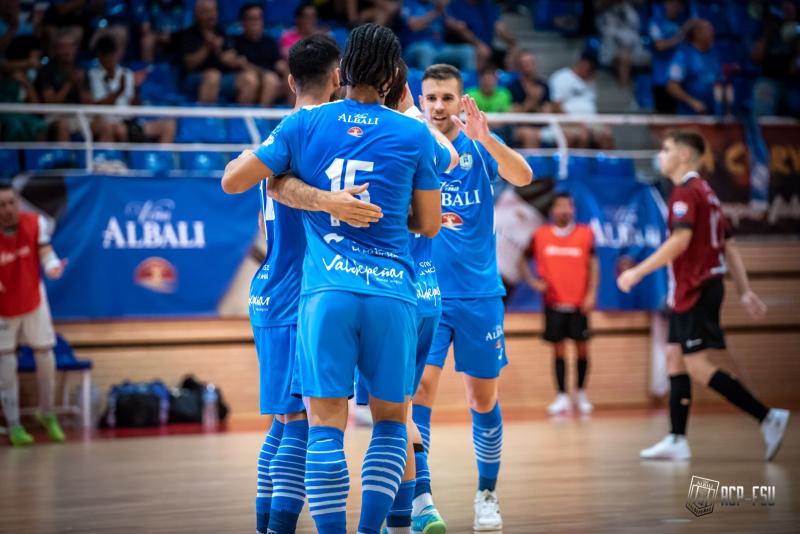 PREVIA | EL VIÑA ALBALI VALDEPEÑAS MIDE FUERZAS EN ‘MUCHO MÁS’ QUE UN TORNEO
