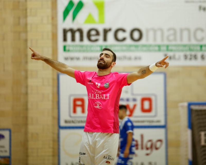 Tercera victoria consecutiva para el Via Albali Valdepeas
