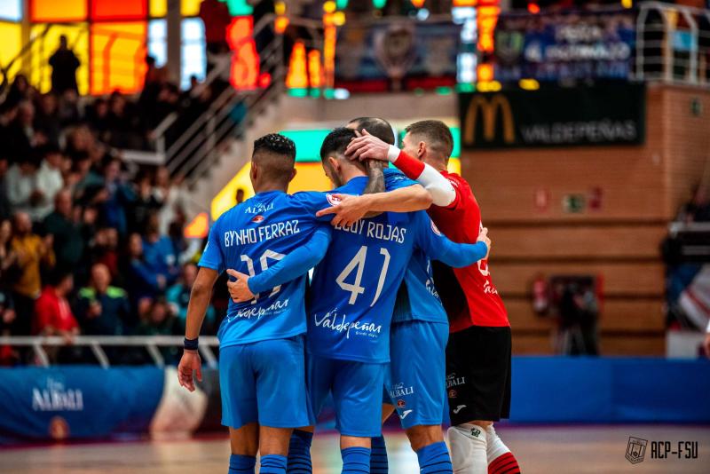 7-2| EL VIA ALBALI VALDEPEAS GOLEA AL CAMPEN DE EUROPA