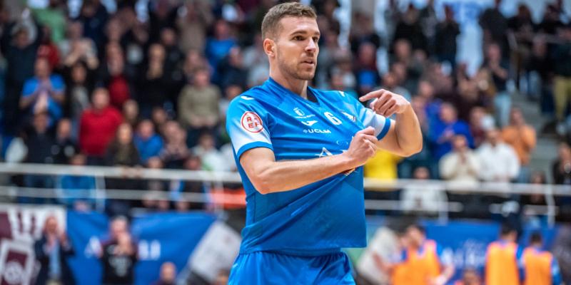COMUNICADO OFICIAL | ALBERTO RENUEVA POR UNA TEMPORADA