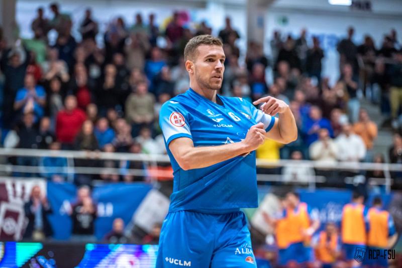 COMUNICADO OFICIAL | ALBERTO RENUEVA POR UNA TEMPORADA