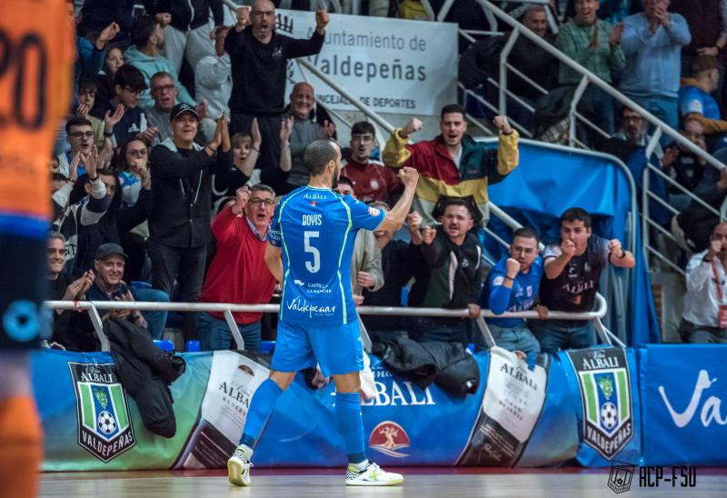 2-1 | LICENCIA PARA SO�AR EN EL VI�A ALBALI VALDEPE�AS