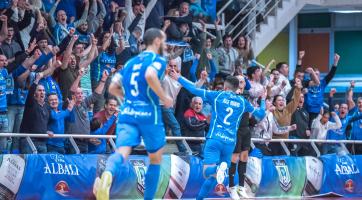 3-0 | El Vi�a Albali Valdepe�as da un golpe sobre la mesa ante Ja�n