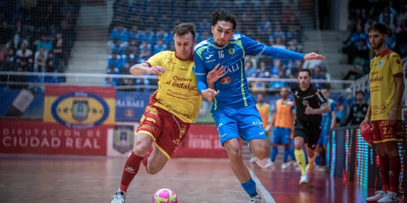 PREVIA | Derbi clave por la parte alta