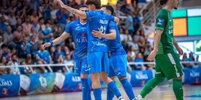 CR�NICA | El Vi�a Albali Valdepe�as estrena el casillero de victorias