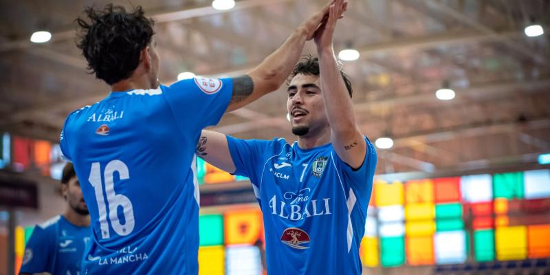 CR�NICA | El Vi�a Albali Valdepe�as se impone en los penaltis y jugar� la final contra el Bar�a