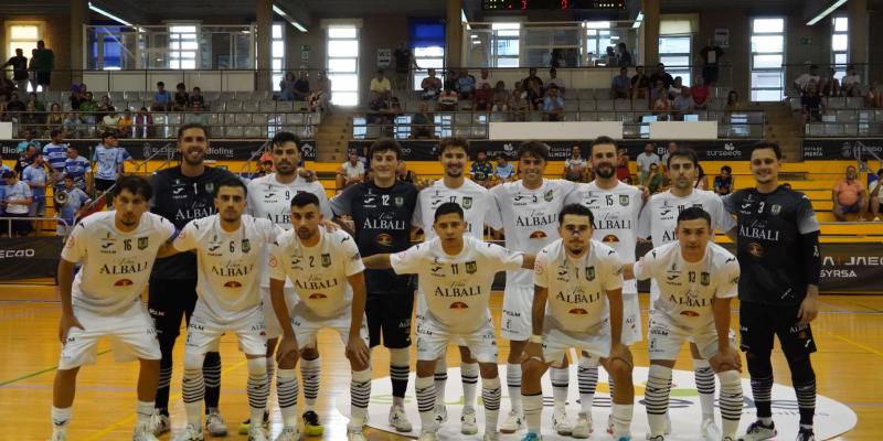 CR�NICA | El Vi�a Albali Valdepe�as cierra con derrota un nuevo ensayo de pretemporada