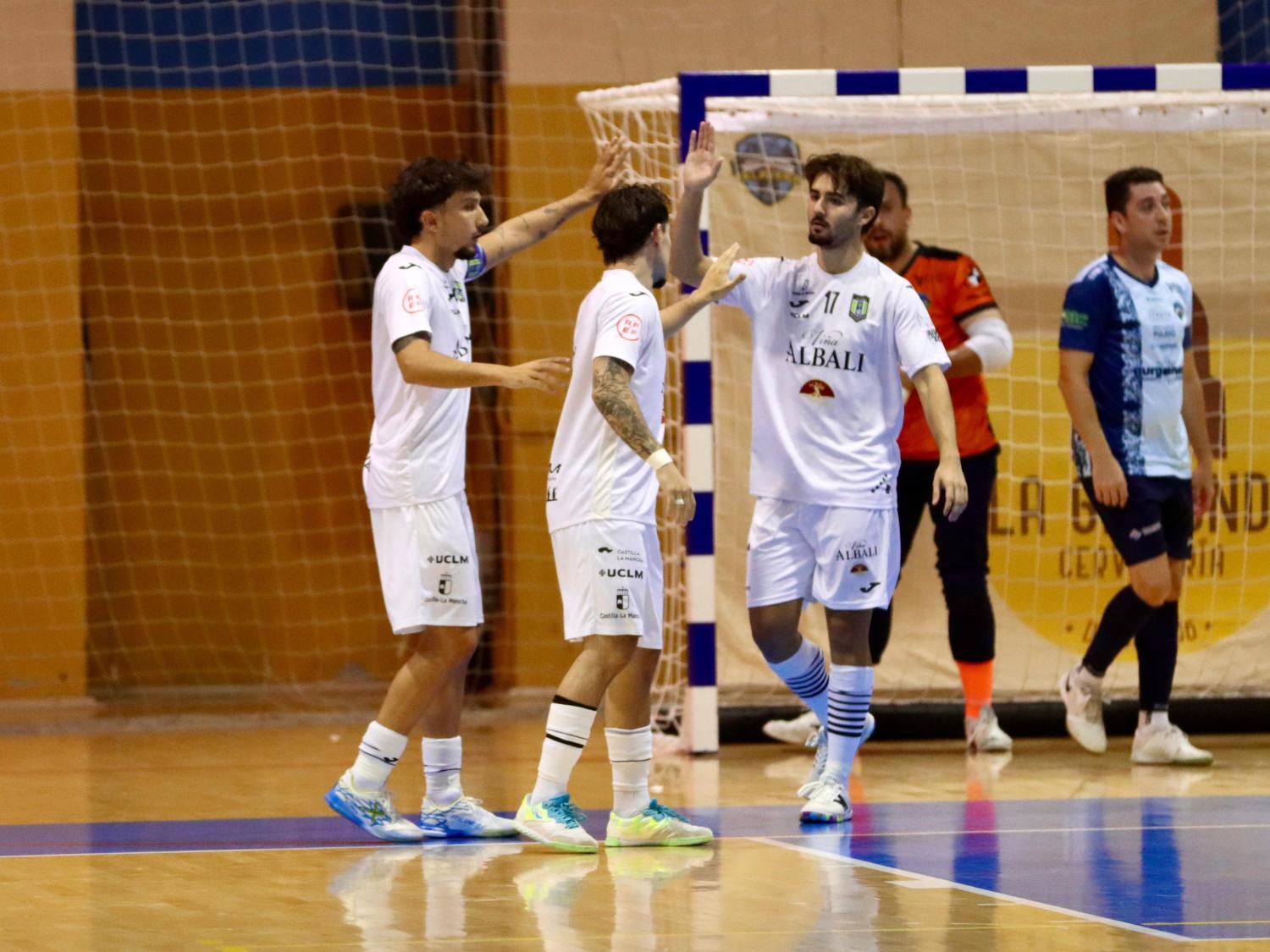 CR�NICA | El Vi�a Albali Valdepe�as se impone con claridad en Talavera