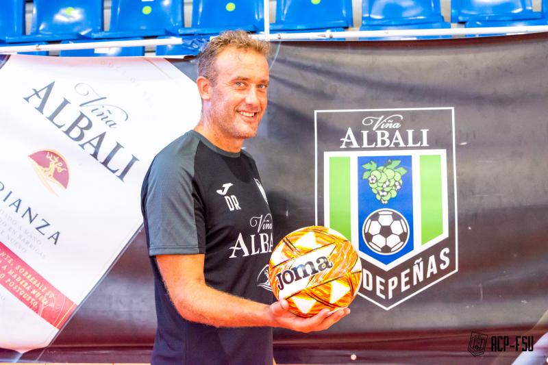 ENTREVISTA | DAVID RAMOS, ENTRENADOR DEL VIA ALBALI VALDEPEAS