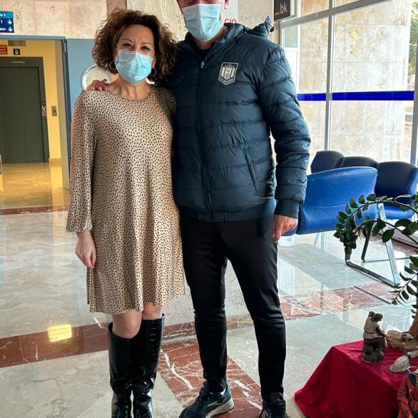 NOTICIA| EL VIÑA ALBALI VALDEPEÑAS VISITA A LOS NIÑOS Y NIÑAS DEL HOSPITAL